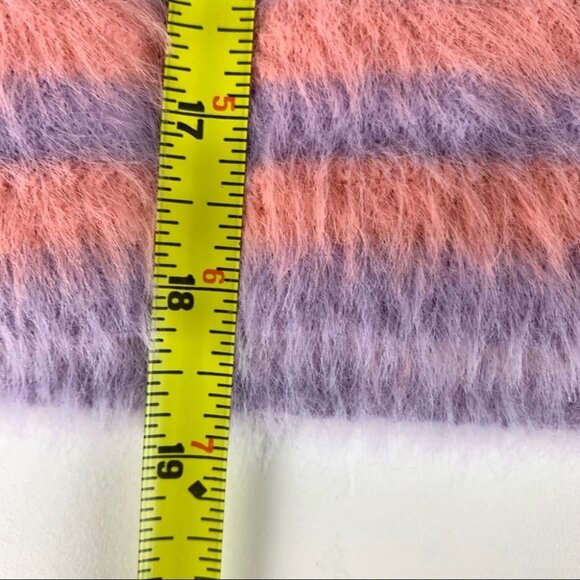 Fashion Nova pink & purple  Striped Cozy Fuzzy Sweater size small - Picture 5 of 8